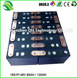China Las baterías del almacenamiento 48V LiFePO4 de la energía solar del vehículo recreativo EMBALAN proveedor